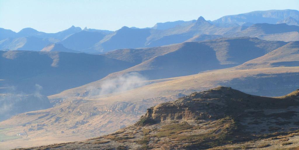 Clarens Eddies Guest House Zimmer foto